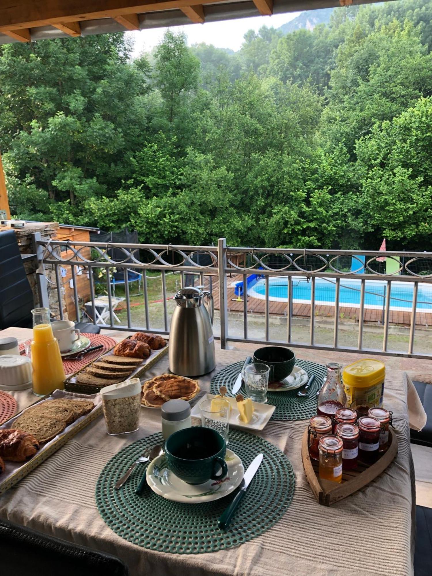 Surba Au Bord De L Eau Bed & Breakfast エクステリア 写真